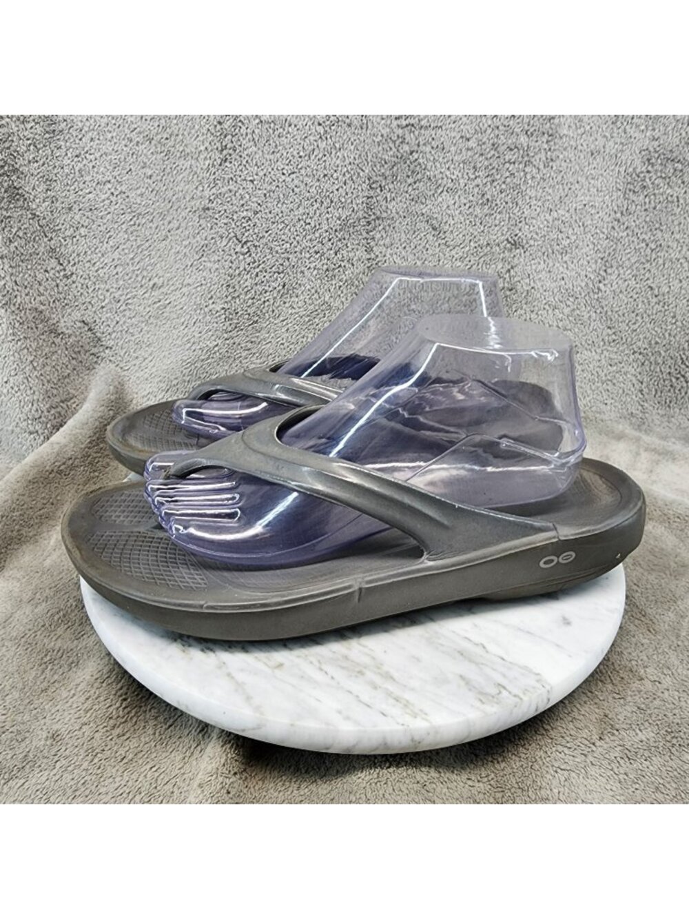 Oofos Shoes Womens Size 11 Gray Slip On Thong Recovery Sandals *Read*